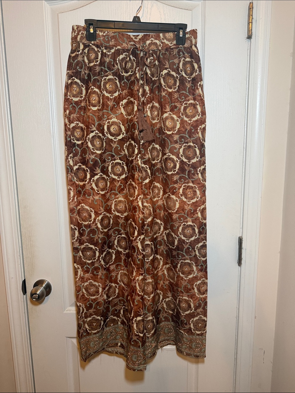 Chelsea & Theodore Brown Floral Wide Leg Pants